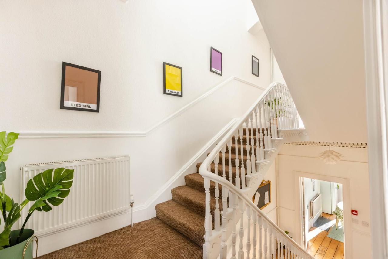 5-Bed House With Distant Sea Views In Plymouth Villa Buitenkant foto